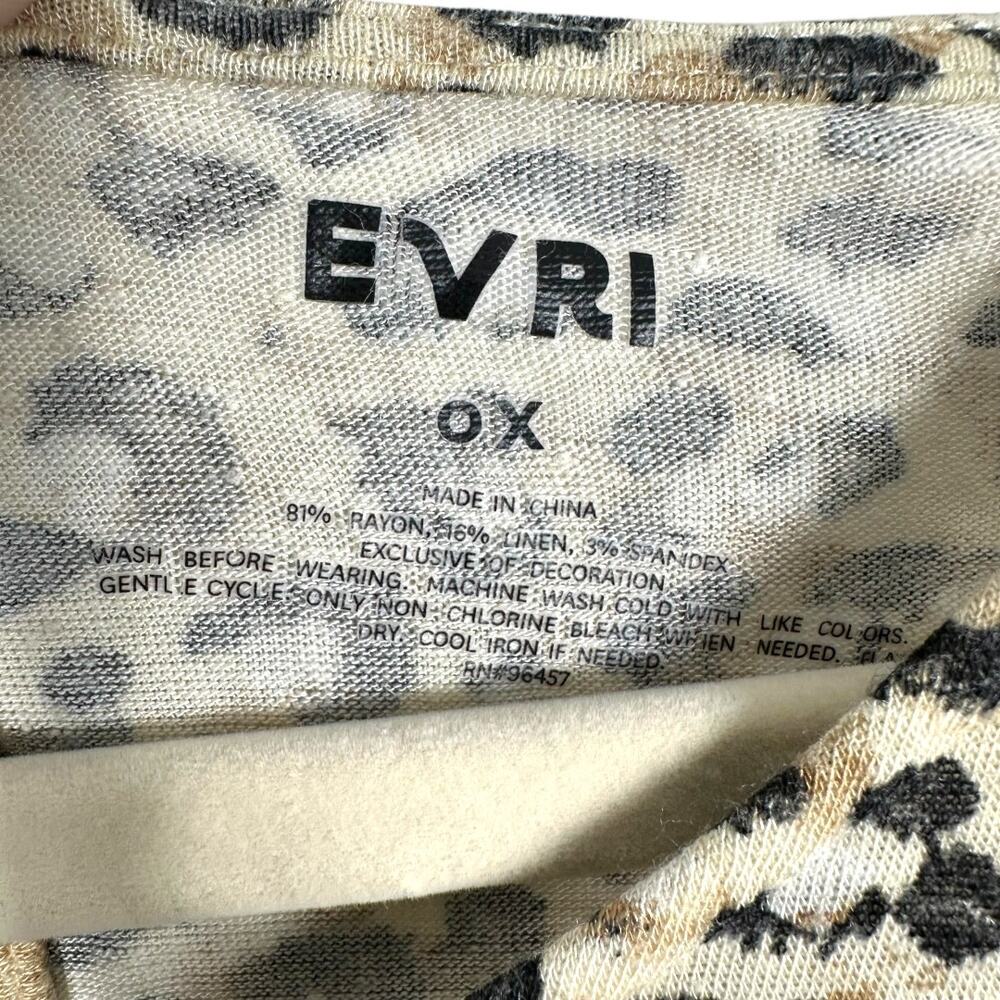 EVRI Animal Print Babydoll Style Top Size 0X - Picture 5 of 5